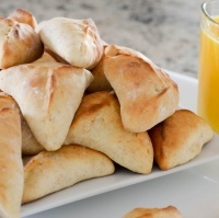 Esfiha de Frango ou Carne e Bacon