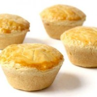 Empada de Galinha com Queijo Catupiry